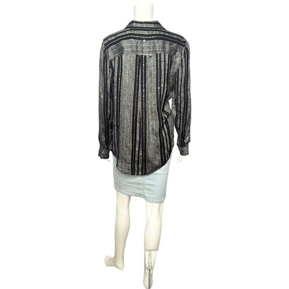 NWT STYLE & CO Women Black/Gray Metallic Collared Button Down Shirt Size M - Picture 2 of 5